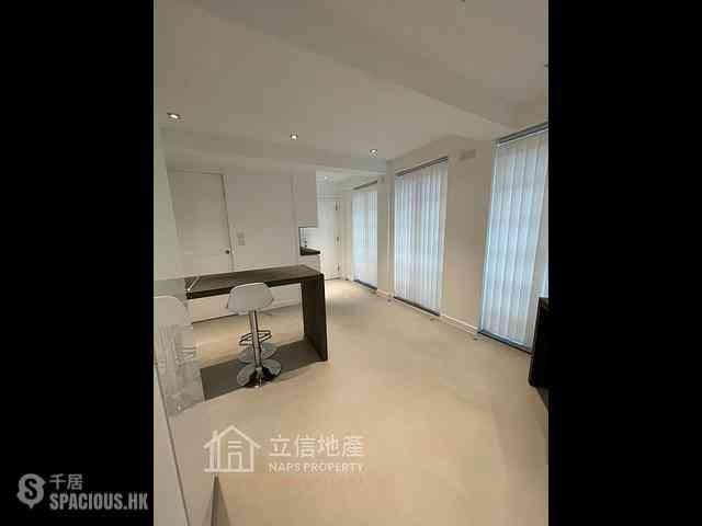 Soho - 40, Elgin Street 04