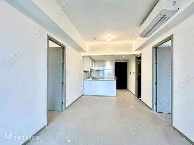 Wong Chuk Hang - The Southside Phase 3C Blue Coast II 02