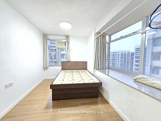 Tai Koo Shing - Tai Koo Shing 06