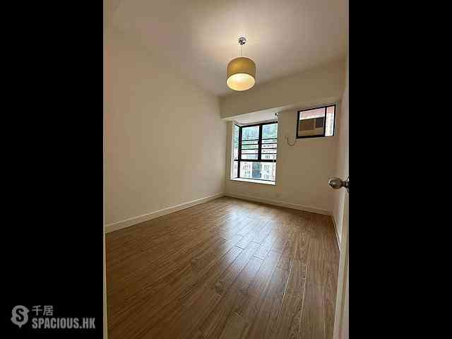 Mid Levels West - Dragonview Court 06