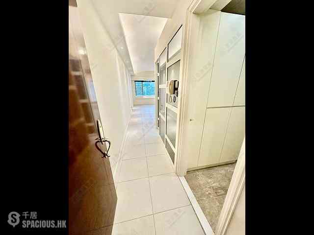 West Kowloon - Sorrento 03