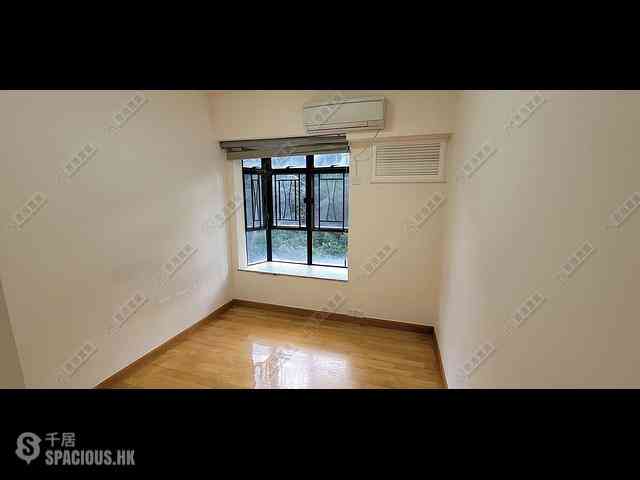 Tai Hang - Flora Garden 05