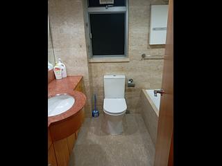 West Kowloon - The Waterfront Phase 2 Block 5 07
