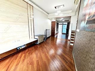 Wan Chai - The Avenue 03