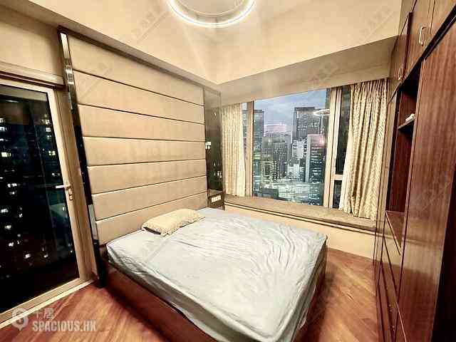 Wan Chai - The Avenue 05