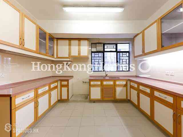 Ho Man Tin - The Crescent 11