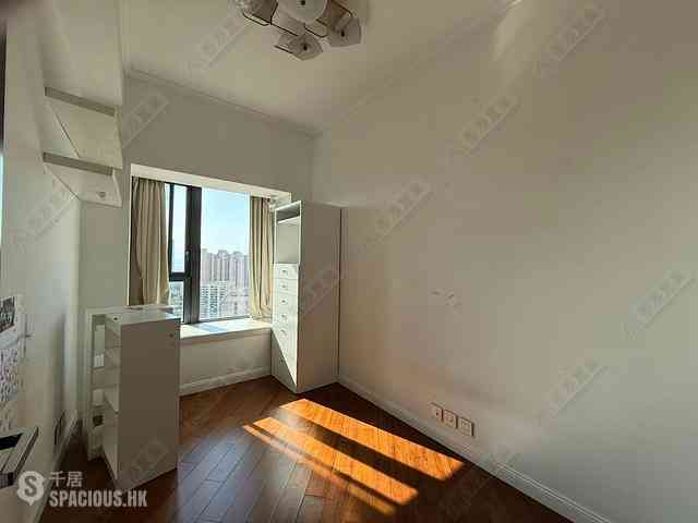 Ho Man Tin - Ultima Phase 2 Tower 3 02