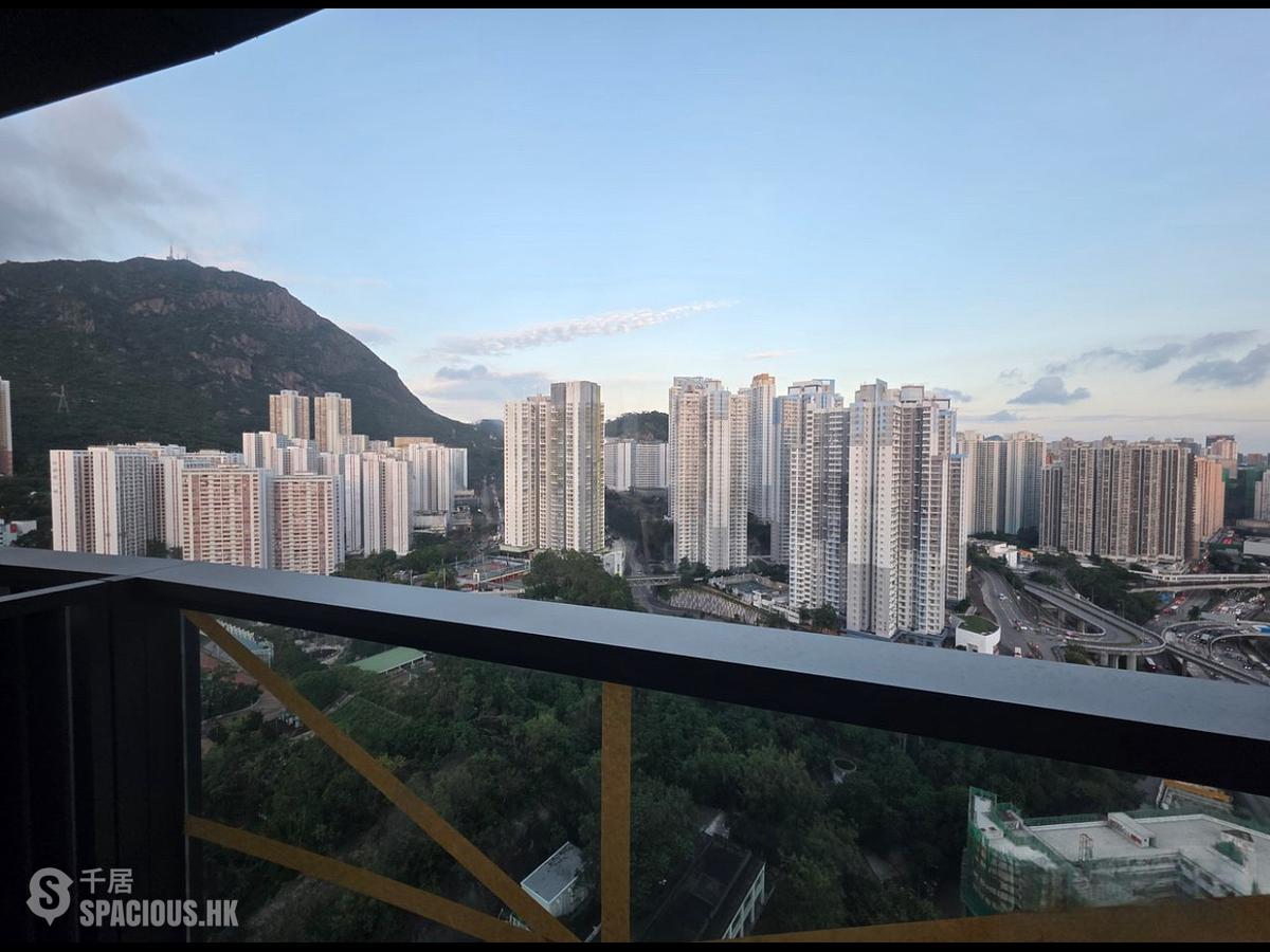 Kowloon Bay - Uptown East Tower 2B 01