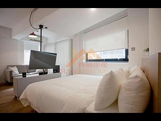 Soho - 40, Elgin Street 02