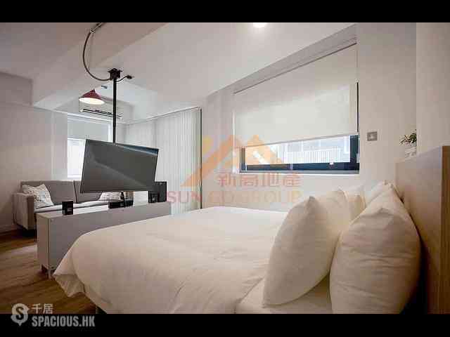 Soho - 40, Elgin Street 02
