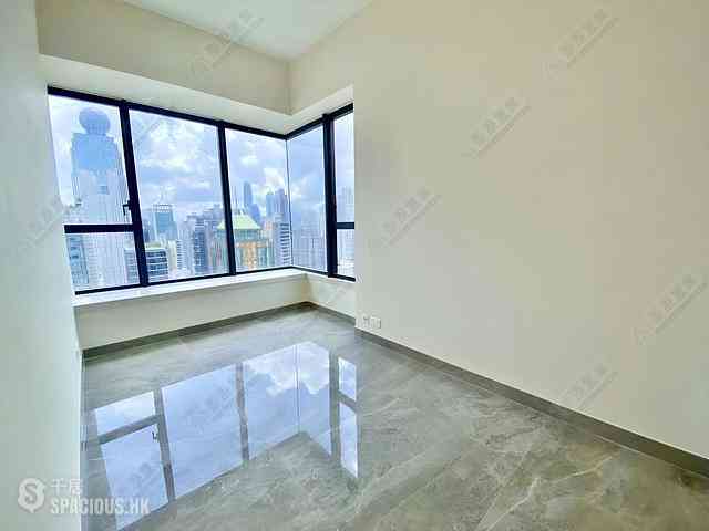 Shek Tong Tsui - Upton 05