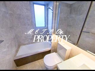 Sai Ying Pun - The Nova 06