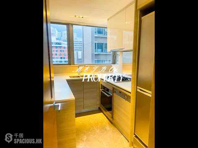 Sai Ying Pun - The Summa Block 2 11