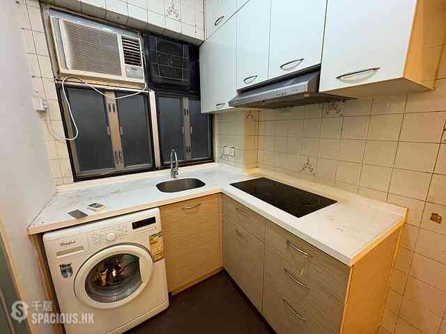Sai Ying Pun - Fulfil Building 05