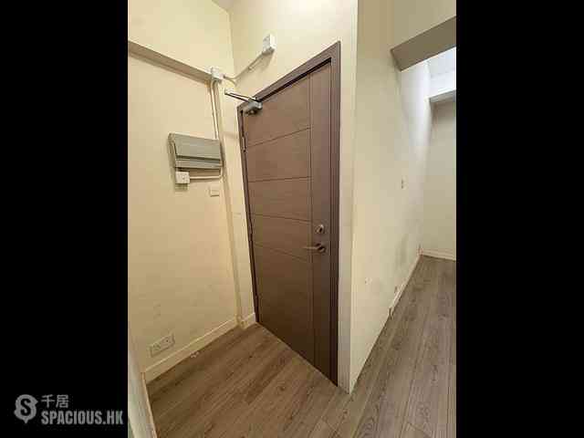 Sai Ying Pun - Fulfil Building 07