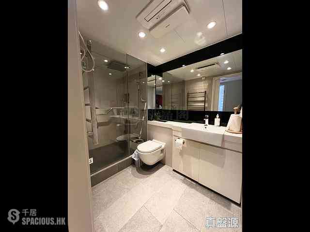 Sai Ying Pun - Ning Yeung Terrace Block B 05