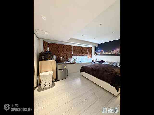 Sai Ying Pun - Ning Yeung Terrace Block B 04