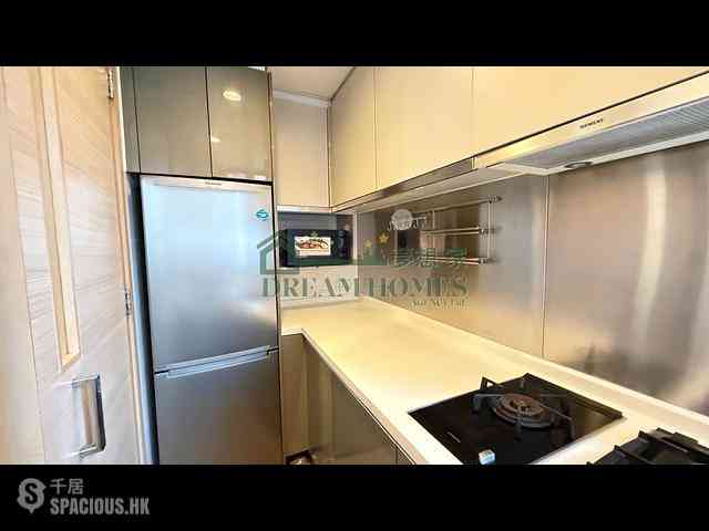 Sai Ying Pun - Island Crest Block 2 08