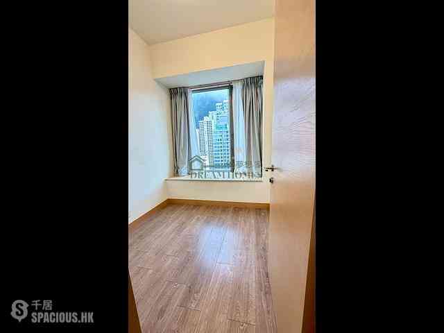 Sai Ying Pun - Island Crest Block 2 03
