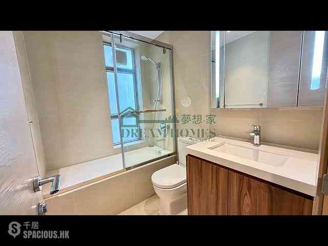 Sai Ying Pun - Island Crest Block 2 10