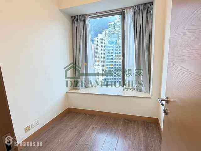 Sai Ying Pun - Island Crest Block 2 05