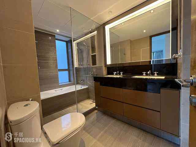 Sai Ying Pun - The Summa 05