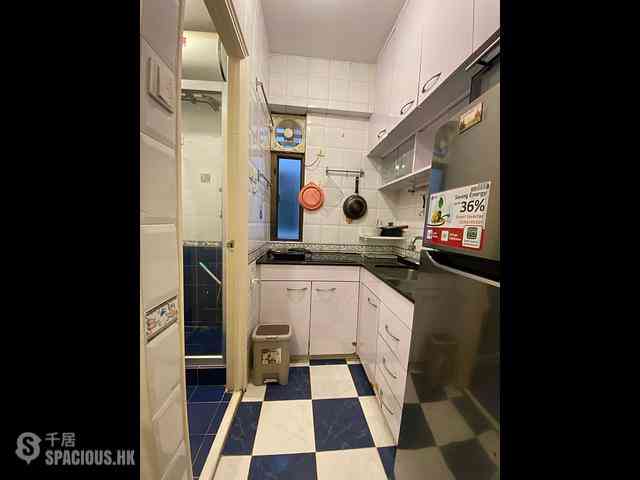 Kennedy Town - Kin Yick Mansion 08