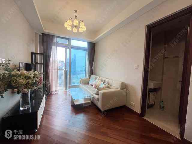 Wan Chai - The Avenue 10