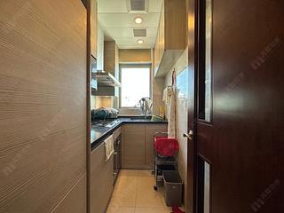 Wan Chai - The Avenue 12