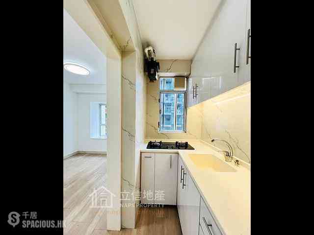 Mid Levels Central - Midland Court 02