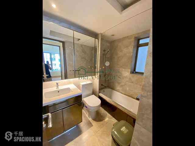Sai Ying Pun - The Nova 05