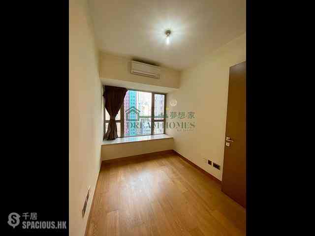 Sai Ying Pun - The Nova 07