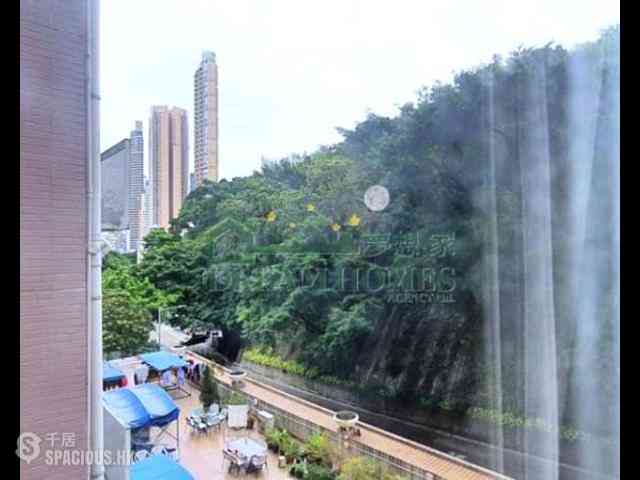 Kennedy Town - Serene Court 11
