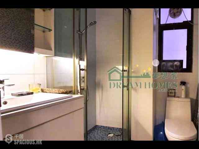 Kennedy Town - Serene Court 08