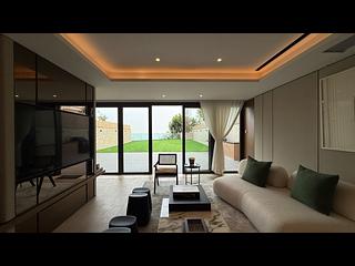 The Peak - Mountain View Block 27, Plantation Road 02
