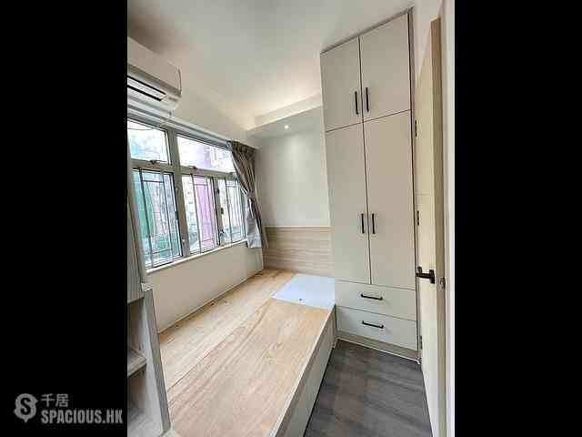 Mong Kok - Cheong Wang Mansion 02