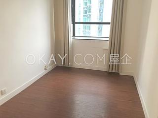 Tai Hang - Ronsdale Garden 10