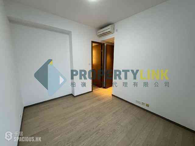 Sai Ying Pun - The Summa 07