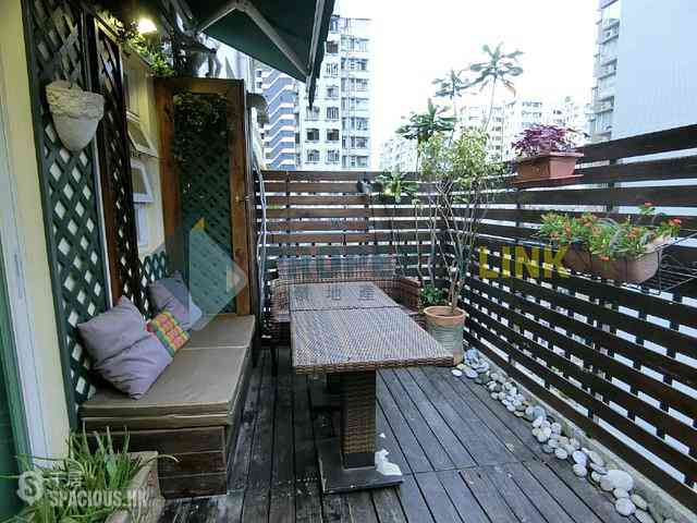Sai Ying Pun - Orlins Court 02