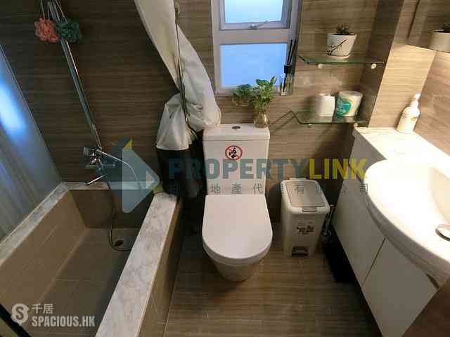 Sai Ying Pun - Orlins Court 05