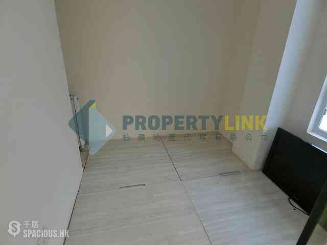 Sai Ying Pun - Orlins Court 06