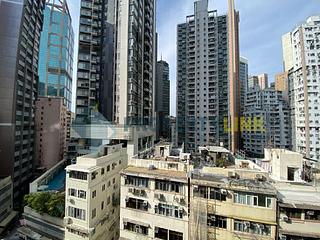 Sai Ying Pun - The Queens 03