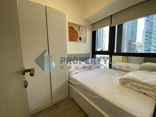 Sai Ying Pun - The Queens 06