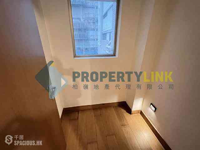 Sai Ying Pun - The Nova 14