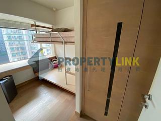 Soho - Centrestage 08