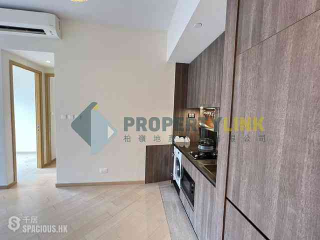 Shek Tong Tsui - Novum West 06