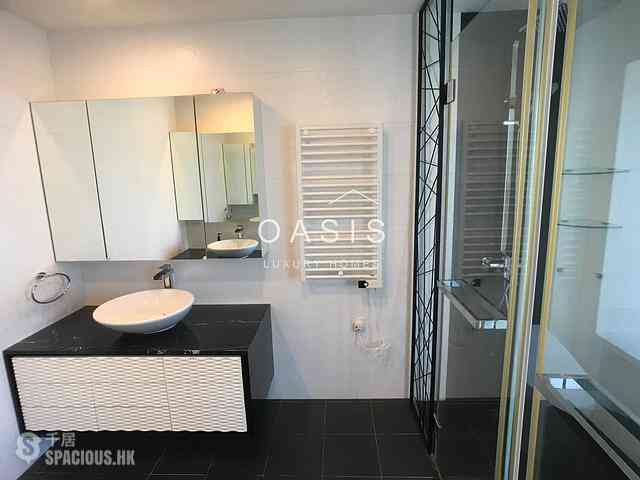 Pok Fu Lam - Woodbury Court 13