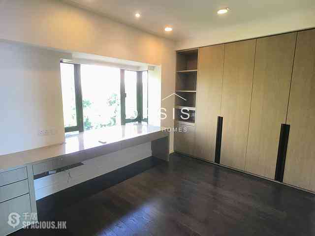 Pok Fu Lam - Woodbury Court 14