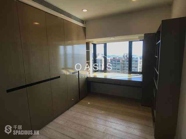 Pok Fu Lam - Woodbury Court 15