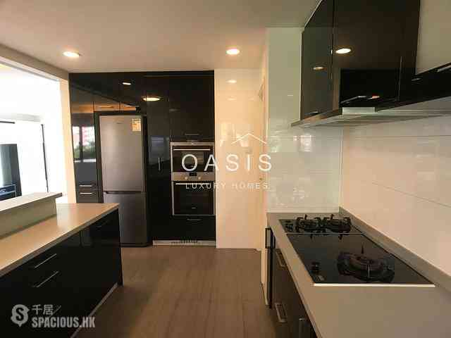 Pok Fu Lam - Woodbury Court 16